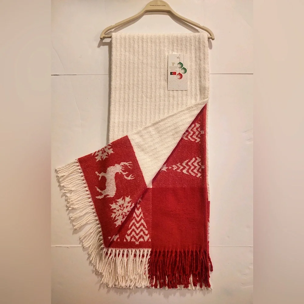 🎁Texteis Penedo Holiday Throw Blanket - Ivory Weave Inset with Adorned Border